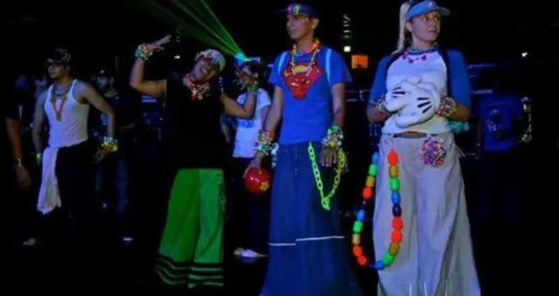 29 Raw Images Of The 1990s Rave Scene At Its Zenith