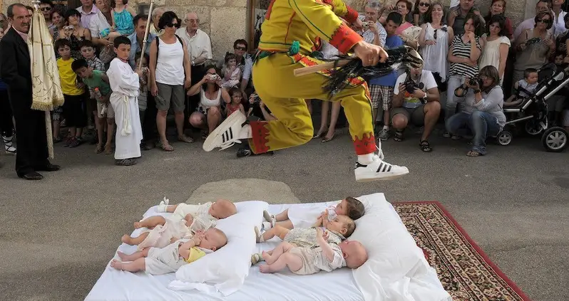 27 Astounding Images From Spain’s Centuries-Old Baby Jumping Festival