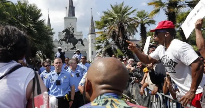 New Orleans Begins Taking Down Confederate Monuments Amid Fiery Protests