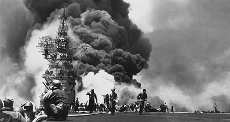 Dramatic Footage Of Kamikaze Pilots In Action [VIDEO]