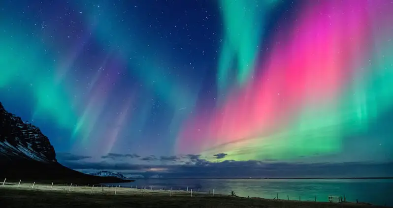 27 Photos Of Iceland’s Northern Lights Dancing Across The Sky