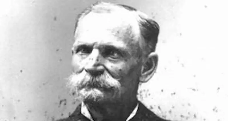 The Legend Of Black Bart – Gentleman Bandit Of The Wild West