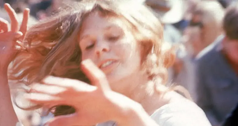 ‘Be Sure To Wear Flowers In Your Hair’: 33 Pictures Of The Summer Of Love In San Francisco