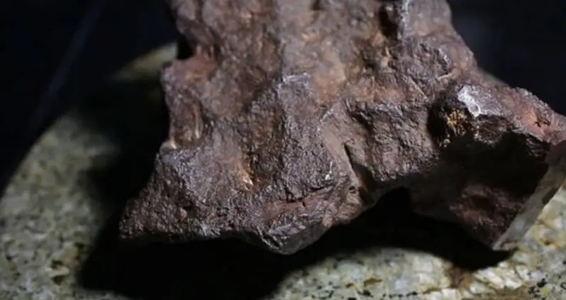 30-Year-Old Doorstop Turns Out To Be Meteorite Valued At $100,000