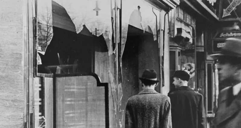 27 Haunting Photos That Reveal What Happened During Kristallnacht, The ‘Night Of Broken Glass’