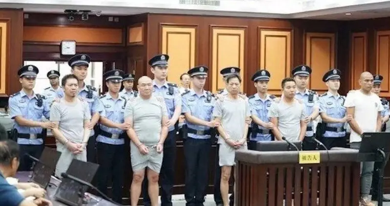 Five Reluctant Hitmen Imprisoned For A Failed Job That Was Repeatedly Subcontracted