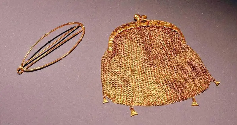 25 Heartbreaking Titanic Artifacts — And The Powerful Stories They Tell