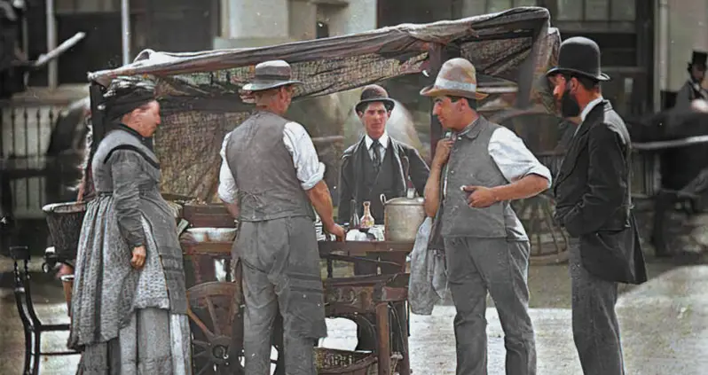 43 Colorized Photos That Capture Victorian London As It Really Was
