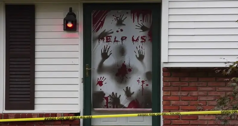 Michigan Woman Puts Out Halloween Decorations Inspired By Murders That Once Took Place Inside Her House