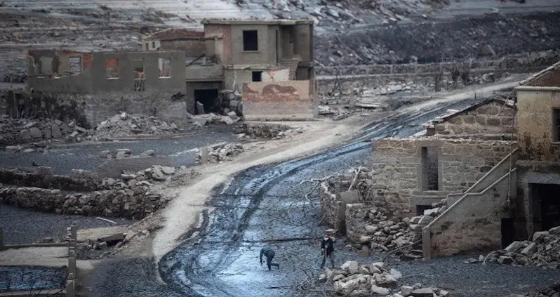 This Spanish Ghost Town Just Reappeared After 30 Years At The Bottom Of A Reservoir