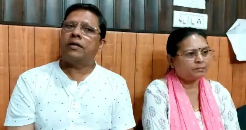 Indian Couple Sues Son And Daughter-In-Law For $650,000 For Not Giving Them A Grandchild