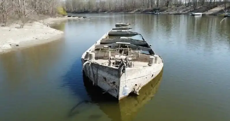 A Devastating Drought Just Revealed A Sunken World War II Shipwreck In Italy’s Largest River