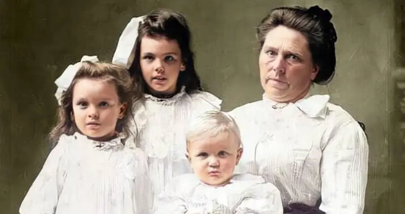 27 Vintage Photos Of Woman Criminals Brought To Life In Stunning Color