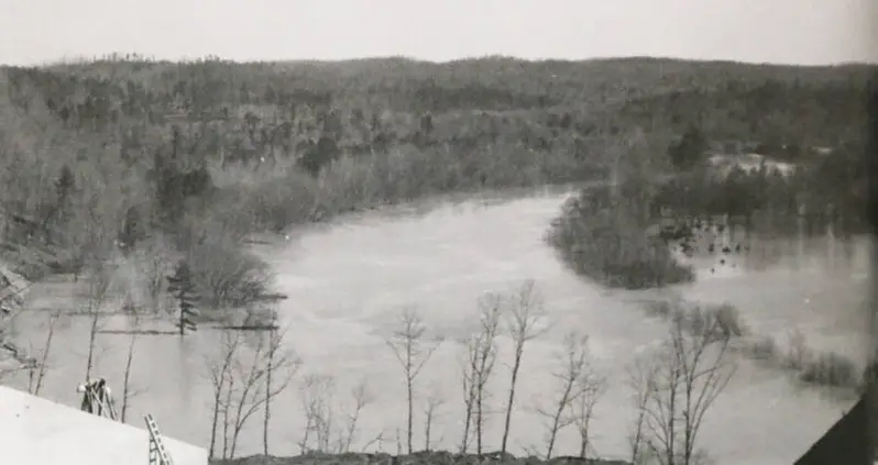 The Twisted History Of Lake Lanier, The ‘Haunted’ Georgia Reservoir With A Racist Past