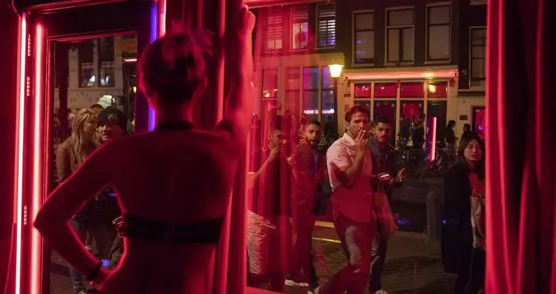 Go Inside The World’s Red-Light Districts In 35 Striking Photos