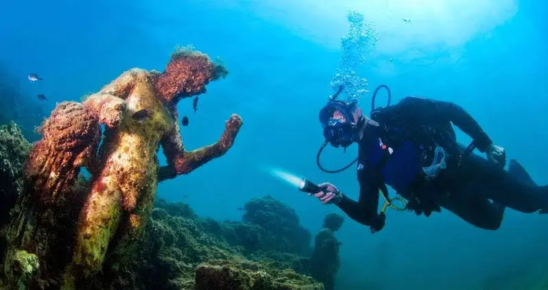 Inside The Ancient City Of Baiae, The Notorious Roman Party Town That Now Sits On The Ocean Floor