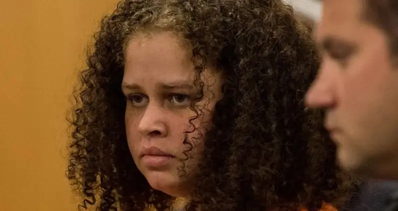 Sarra Gilbert, The Schizophrenic Woman Who Drowned Her Puppy And Stabbed Her Mom 227 Times