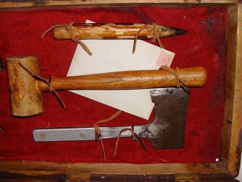 Vampire Kit Axe