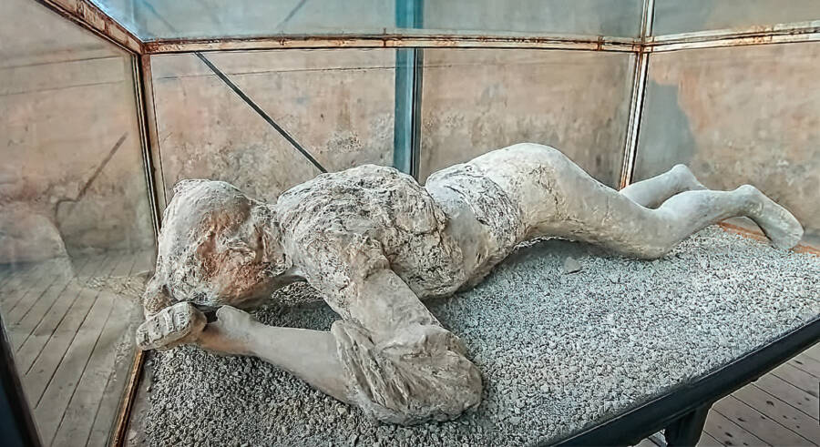Victim Of Vesuvius Eruption
