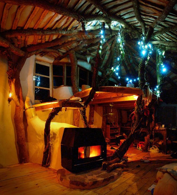 Take A Tour Of The Eco Friendly Hobbit House Of Wales