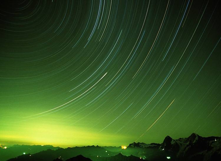 Nature's Six Most Beautiful Light Shows Star Trails