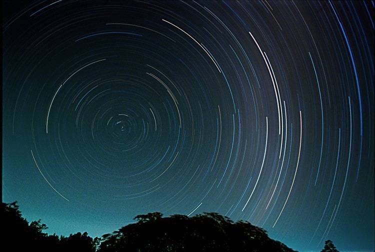 Star Trail Natural Lights