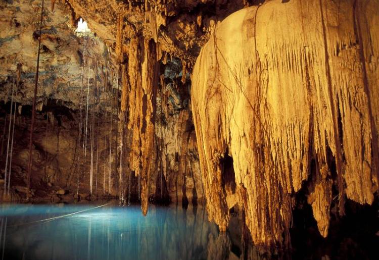 Yucatan Cave Lake Picture