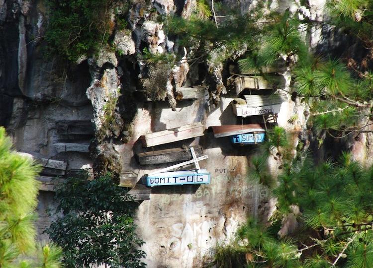 The Bizarre Hanging Coffins Of China And The Philippines