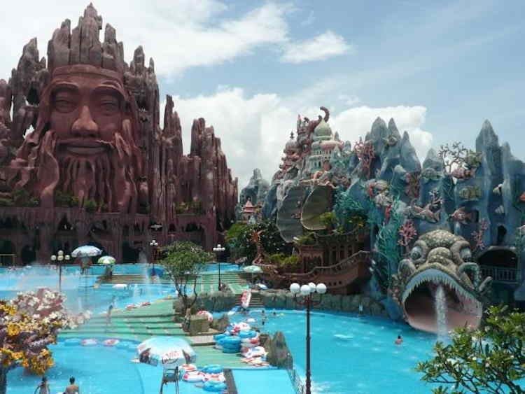 The World's 6 Most Absurd Theme Parks