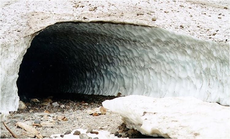 Intricate Ice Caves Big Four