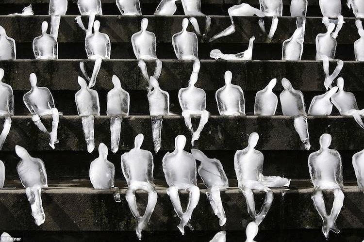 Amazing Installation Art Melting Men 