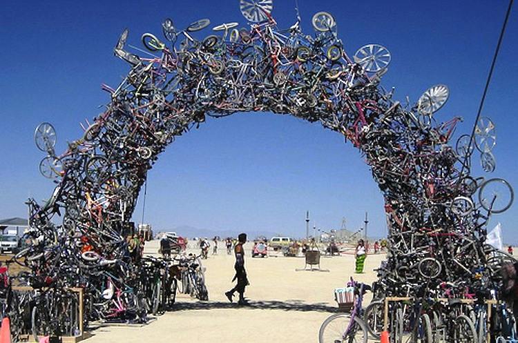 Transforming bicycle trash into art treasure 