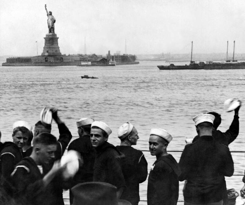 USS Pennsylvania Sailors Arriving In New York
