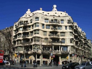 spain-architectural-marvels-casa-batllo