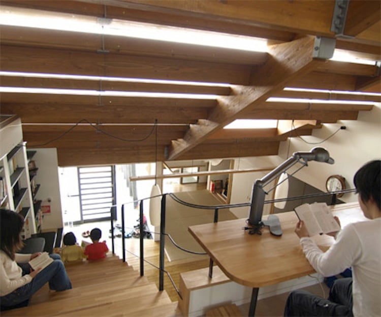 japan-architectural-marvels-stairs-house4