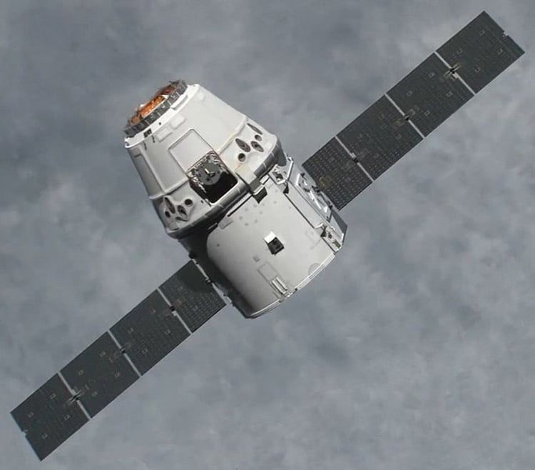 Commercial-space-1 The Dragon