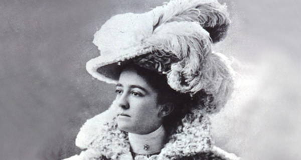 History Of Hats: Fascinating Images From The 1700s To Today