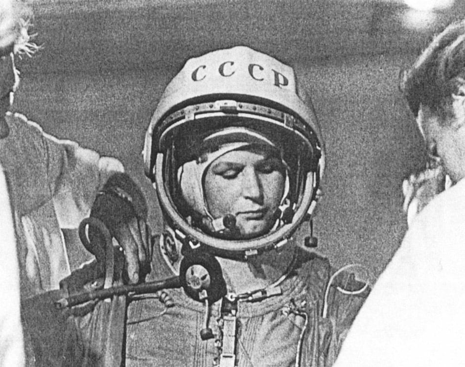 Valentina Space Helmet