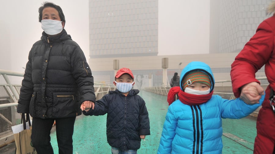 Chinese Pollution Children In Masks