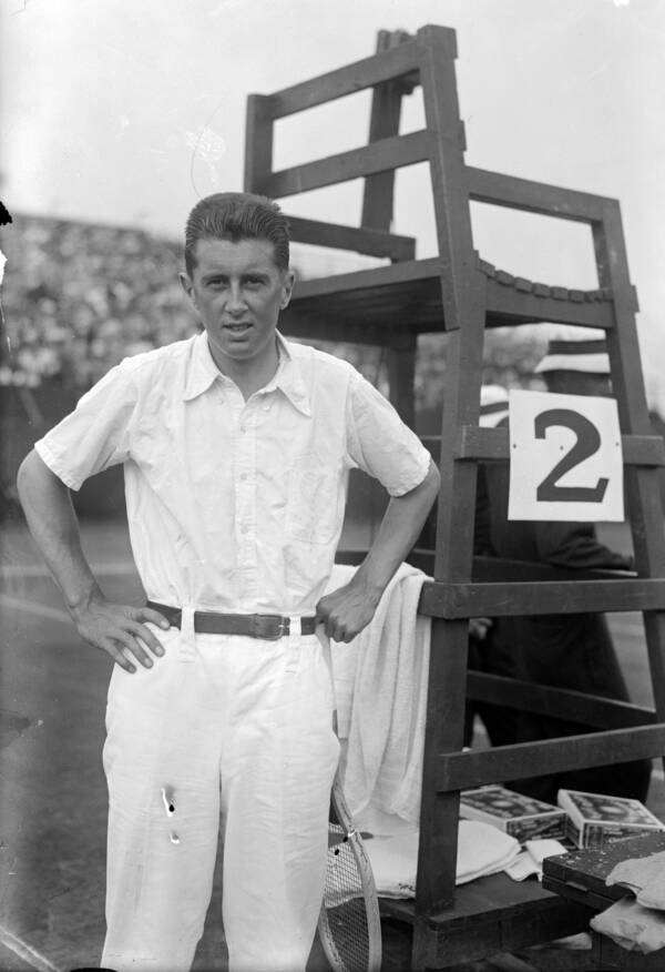 R Norris Williams