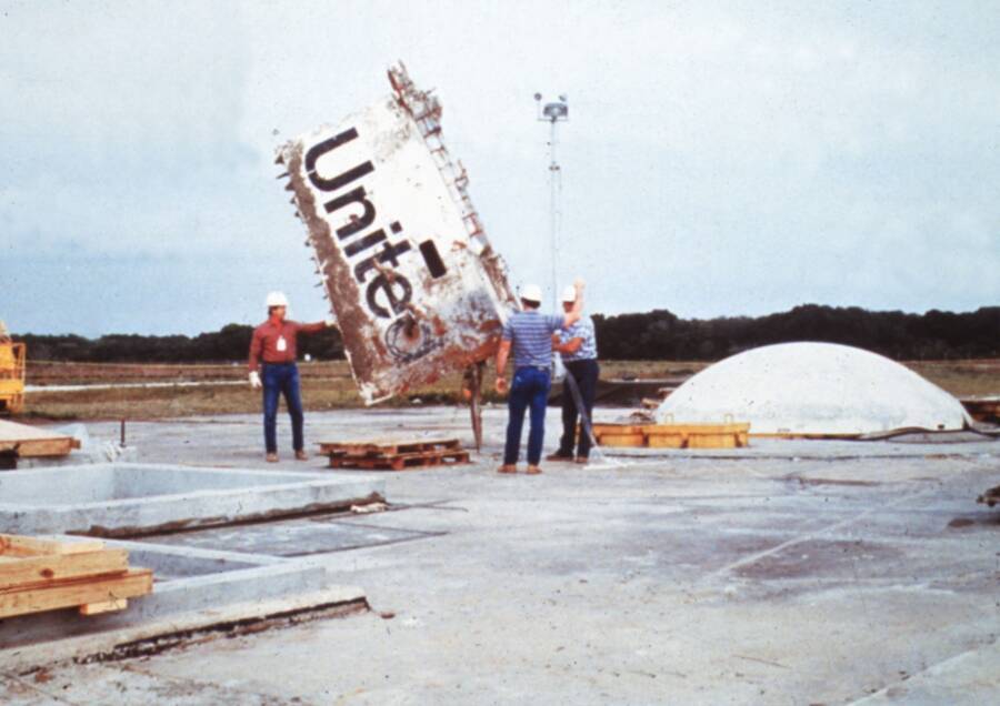 recovery of space shuttle challenger bodies