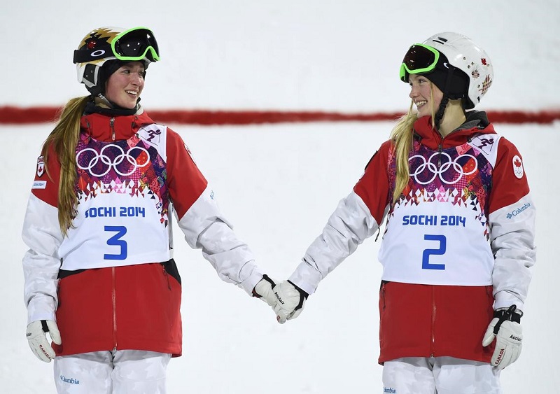 Sisters Hold Hands at Sochi 2014 Winter Olympics