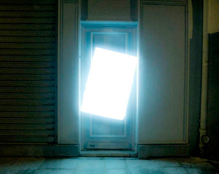 Blanc Doorway Projection