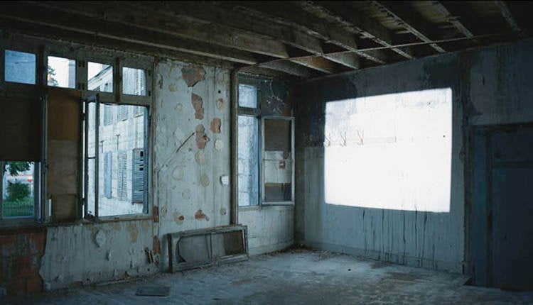 Blanc Warehouse Projection