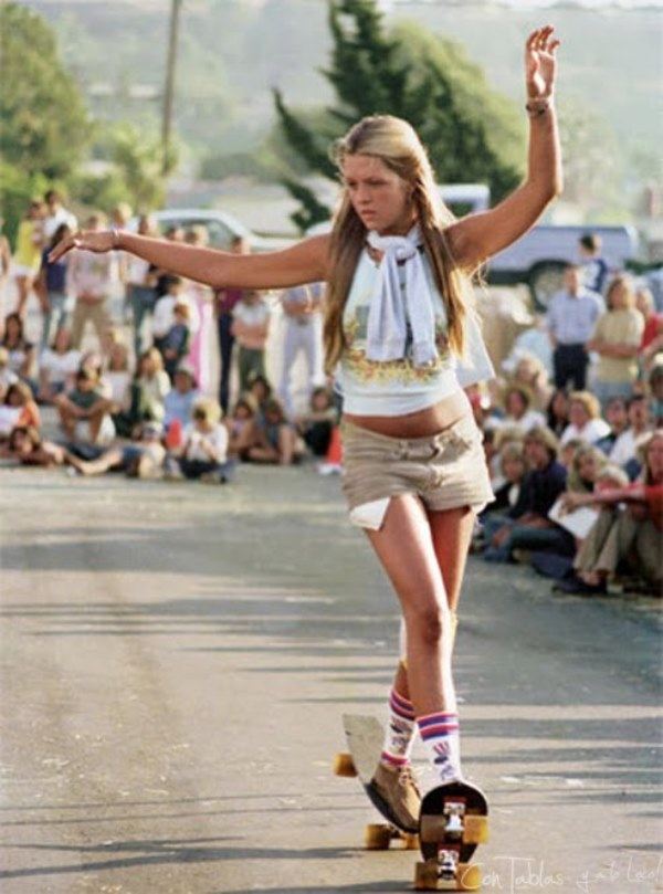 Fantastic Pictures Of Female Skateboarders From The 1970s 3998