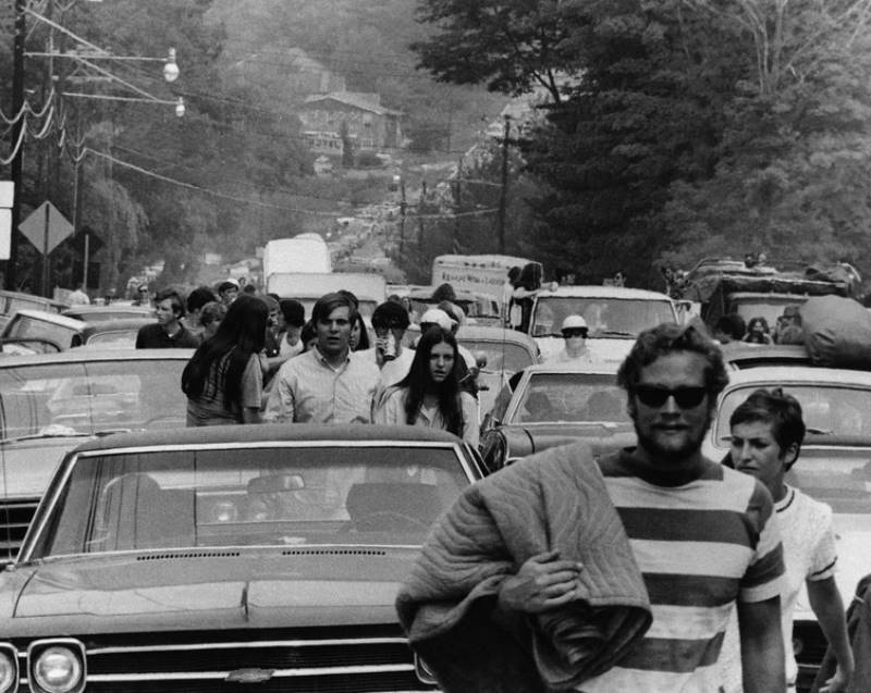 Abandoning Cars On The Way To Woodstock