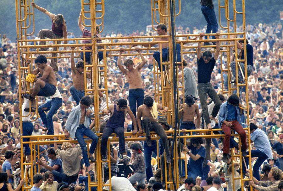 69 Wild Woodstock Photos That'll Transport You To The Summer Of 1969