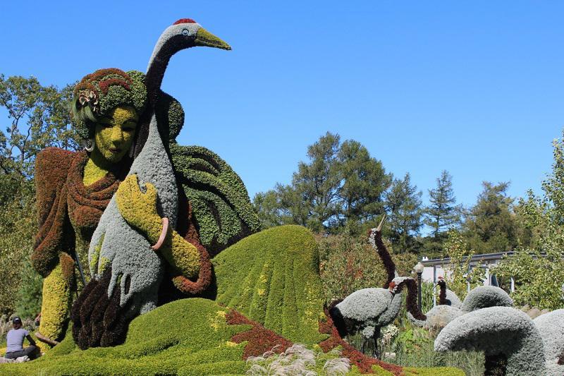 Take A Stroll Through The Exquisite Montreal Botanical Gardens