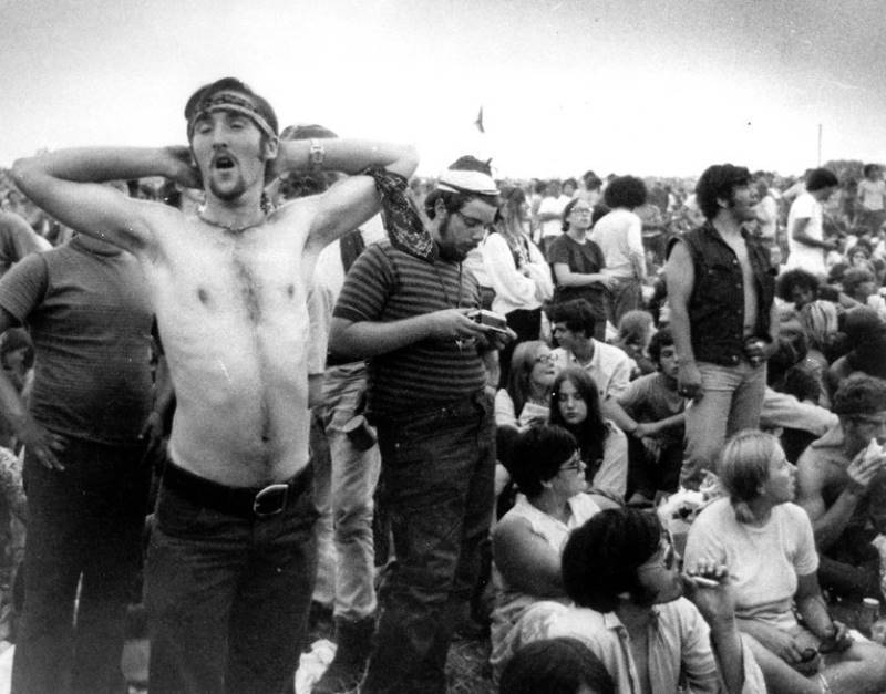 Wild Woodstock Photos That Ll Transport You To The Summer Of