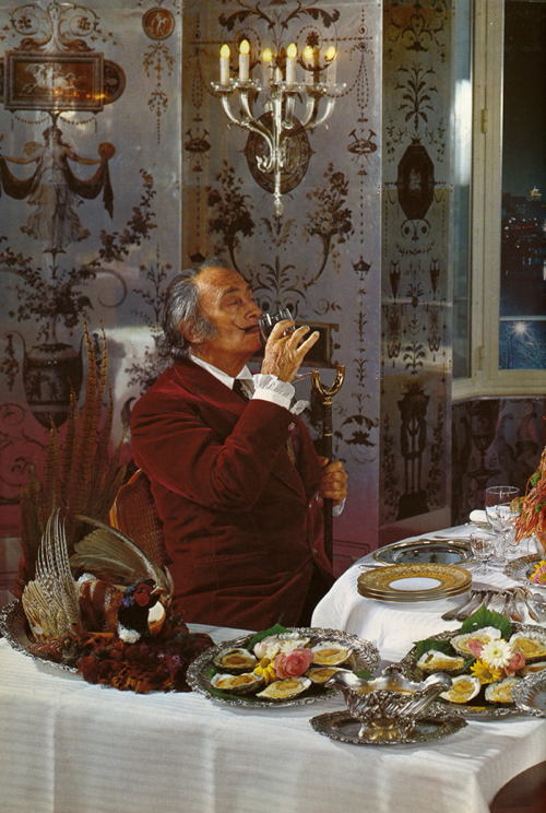 Salvador Dali Eating